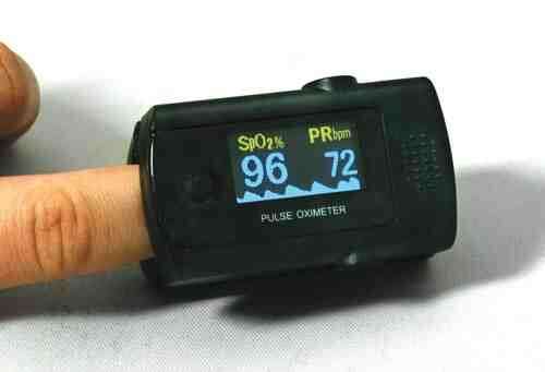 Finger Pulse Oximeter Deluxe